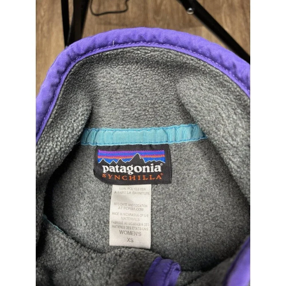 Patagonia Lightweight Synchilla Snap-T Fleece Pullover Gray Purple Women's XS